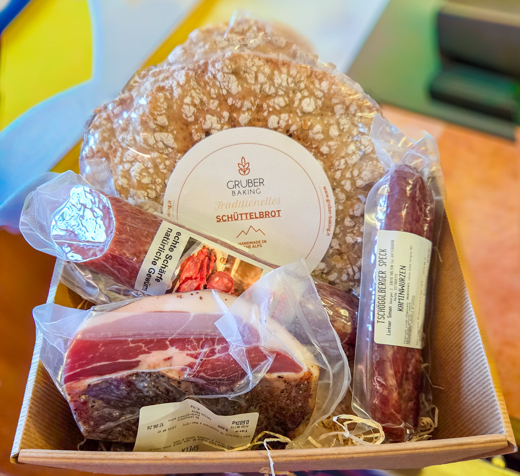 Tschögglberger Speck Geschenkbox – Handgemachter Spezialitäten Set